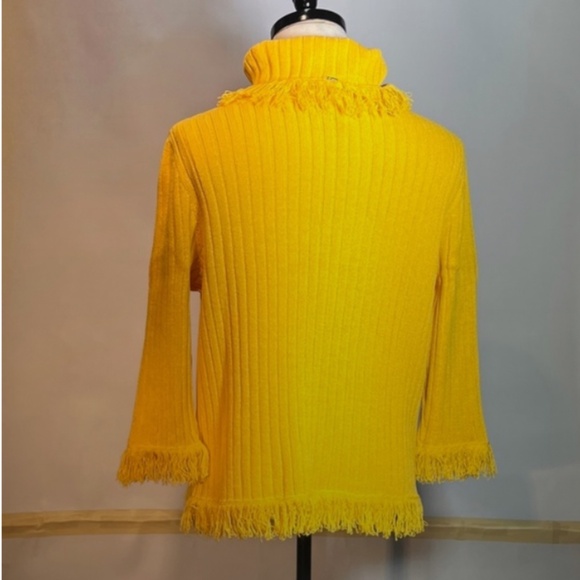 ST. JOHN SPORT SWEATER - Picture 7 of 7